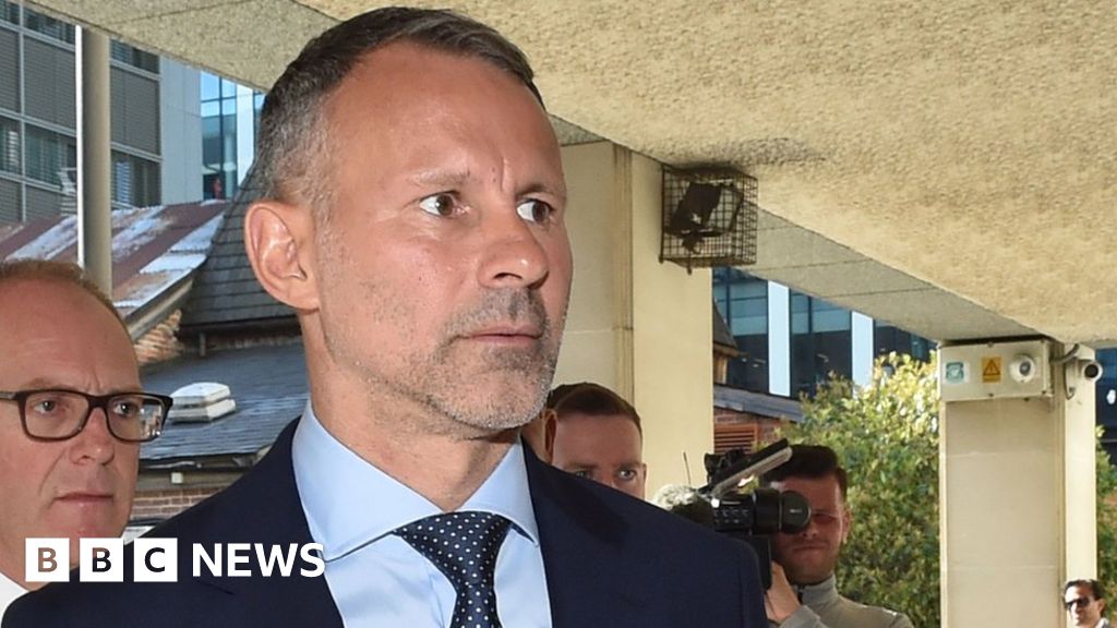 Ryan Giggs faces retrial after previous jury discharged