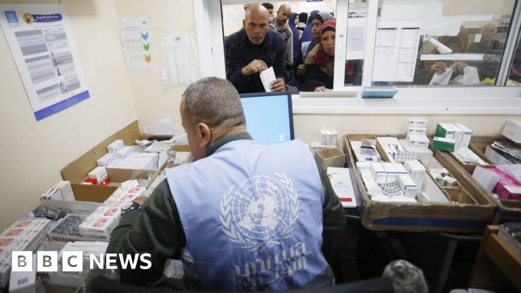 الأونروا: وكالة الأمم المتحدة لإغاثة وتشغيل اللاجئين الفلسطينيين في الشرق الأدنى  السويد وكندا تستأنفان تمويل الوكالة.