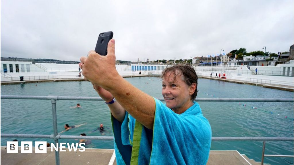 Coronavirus: How many confirmed cases are there in your area?