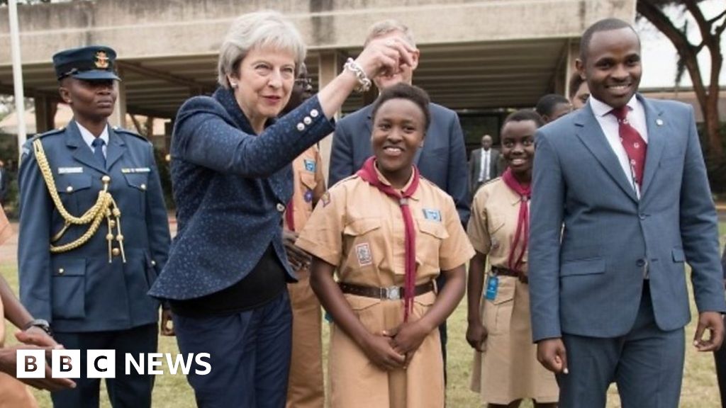 Терезу Мэй "взломали русские хакеры": amarok_man — LiveJournal