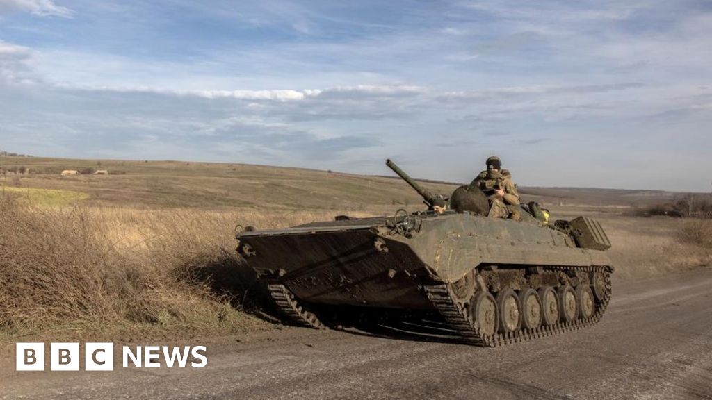 Ukraine war: Kyiv says Russia planning major ground offensive in new year – BBC