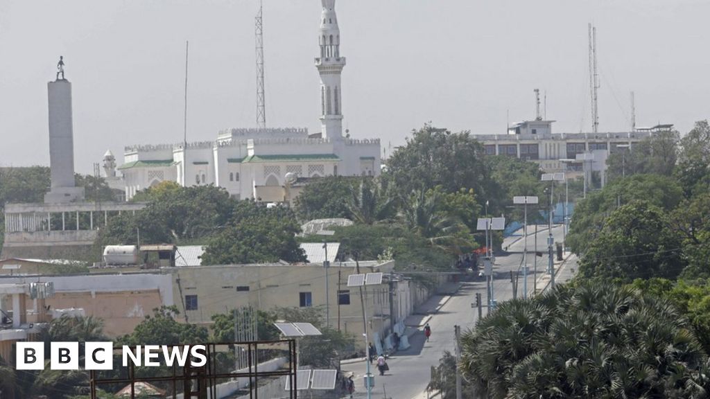 Somalia: Al-Shabaab terrorists attack a prominent hotel in Mogadishu