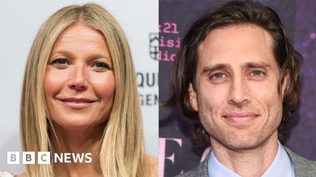 Paltrow marries TV producer Brad Falchuk BBC News