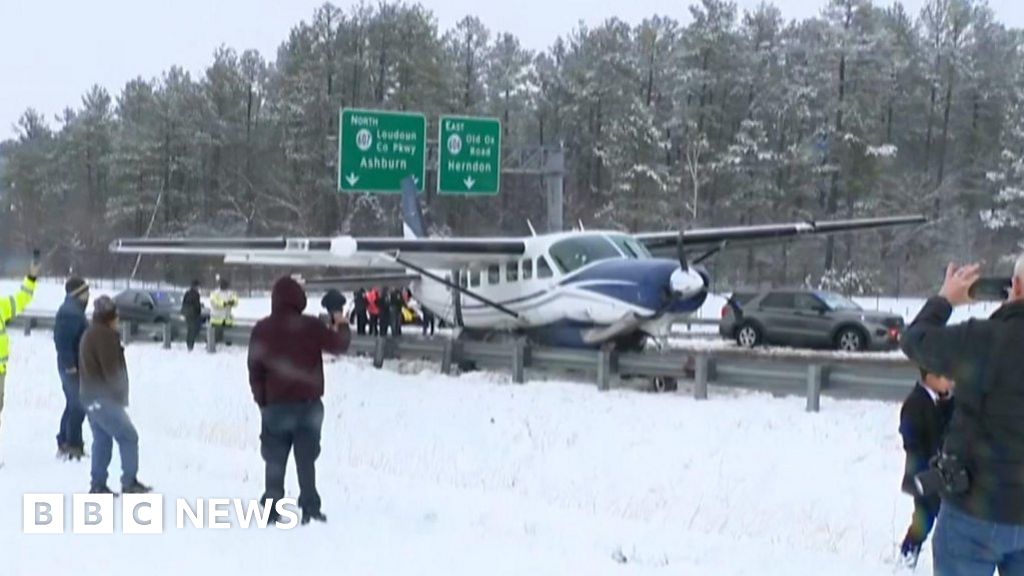 Plane Makes Emergency Landing On Virginia Motorway Bbc News