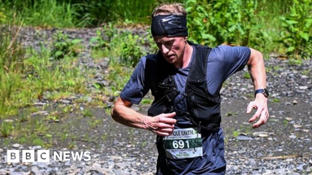 Man v horse: Powys race won by runner Ricky Lightfoot
