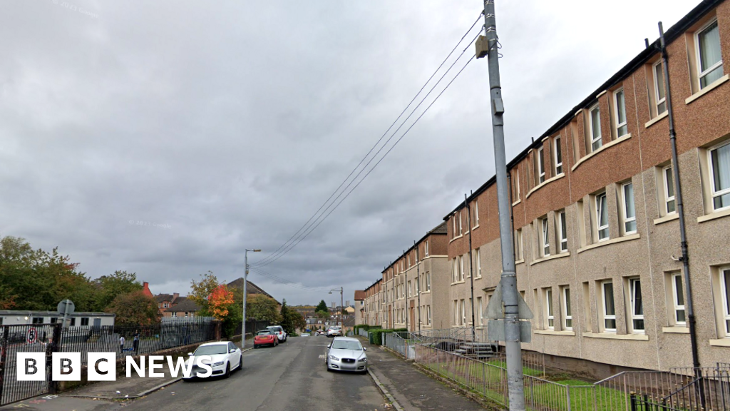 Police treated after hazardous material found in Glasgow flat