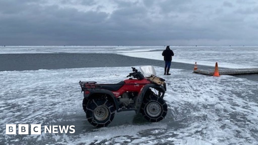 Minnesota: 200 anglers rescued from broken ice chunk