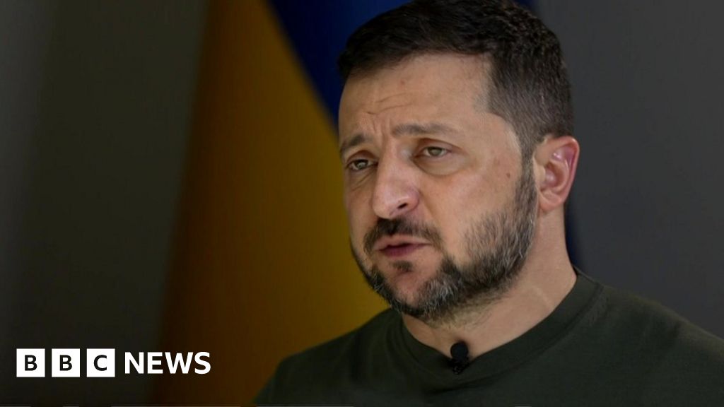 Ukraine war: Zelensky admits slow progress but says offensive is not a movie