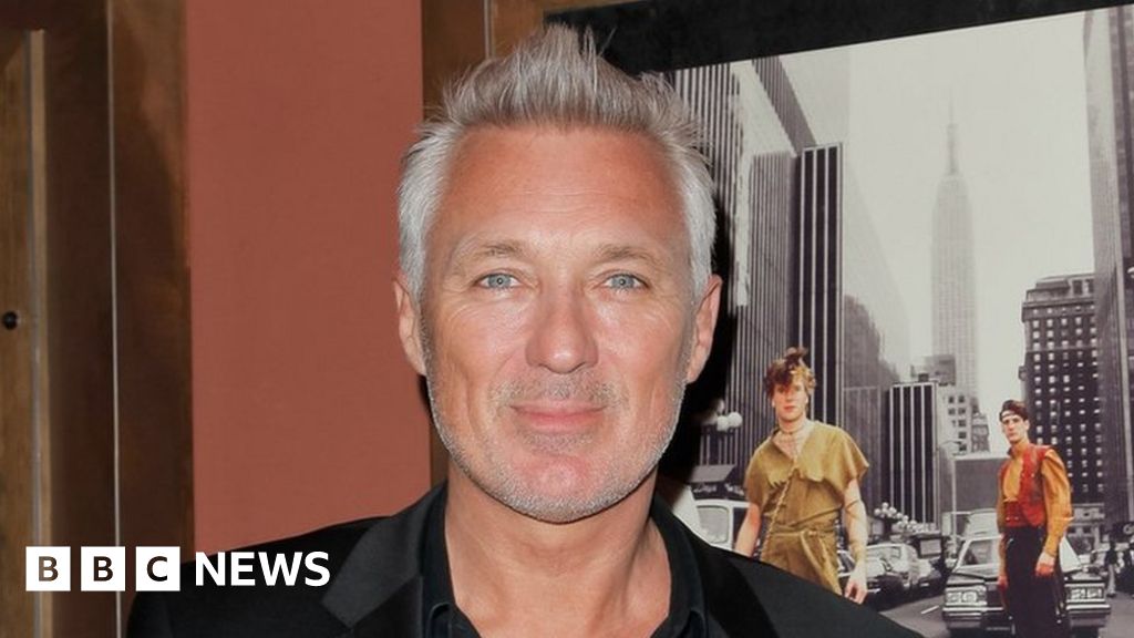 Martin Kemp refunds invalid ticket after fans struggle with seller