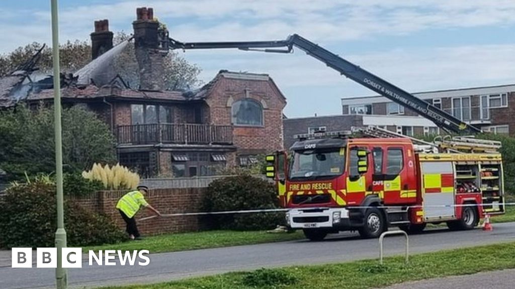 Man arrested after fire rips through New Forest home BBC News
