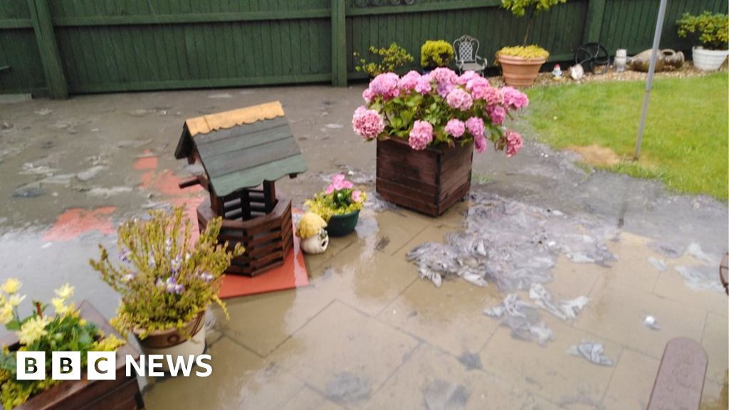 Wet wipes cause woman's Aberdare garden to flood with sewage 