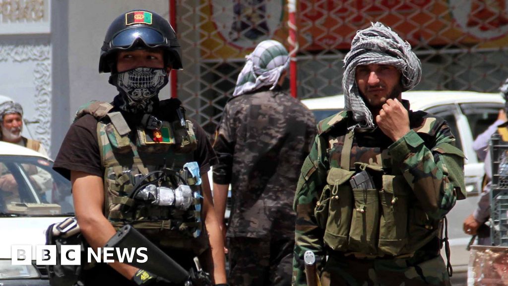 Afghanistan war: Taliban say jail captured and prisoners freed