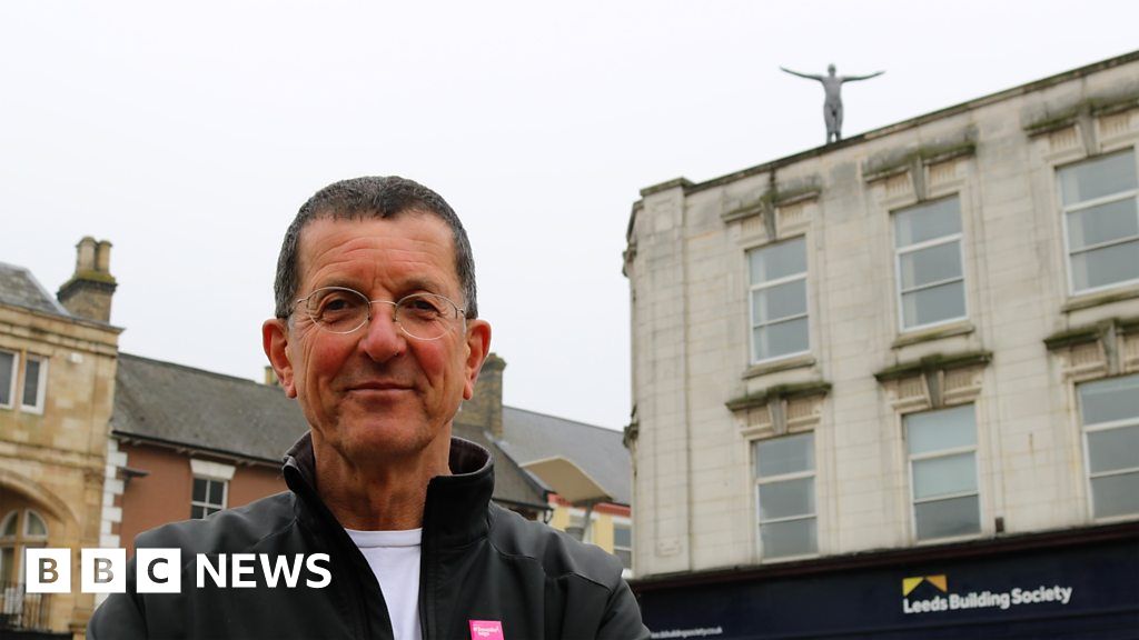 Antony Gormley sculpture gets Peterborough rooftop display