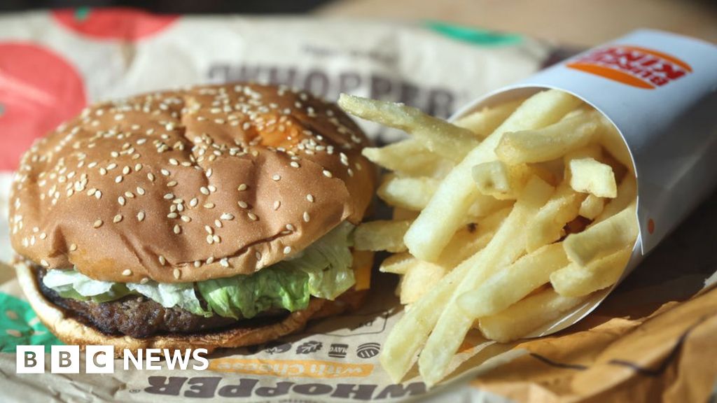 Burger King е изправен пред съдебен процес, твърдейки, че Whopper е твърде малък