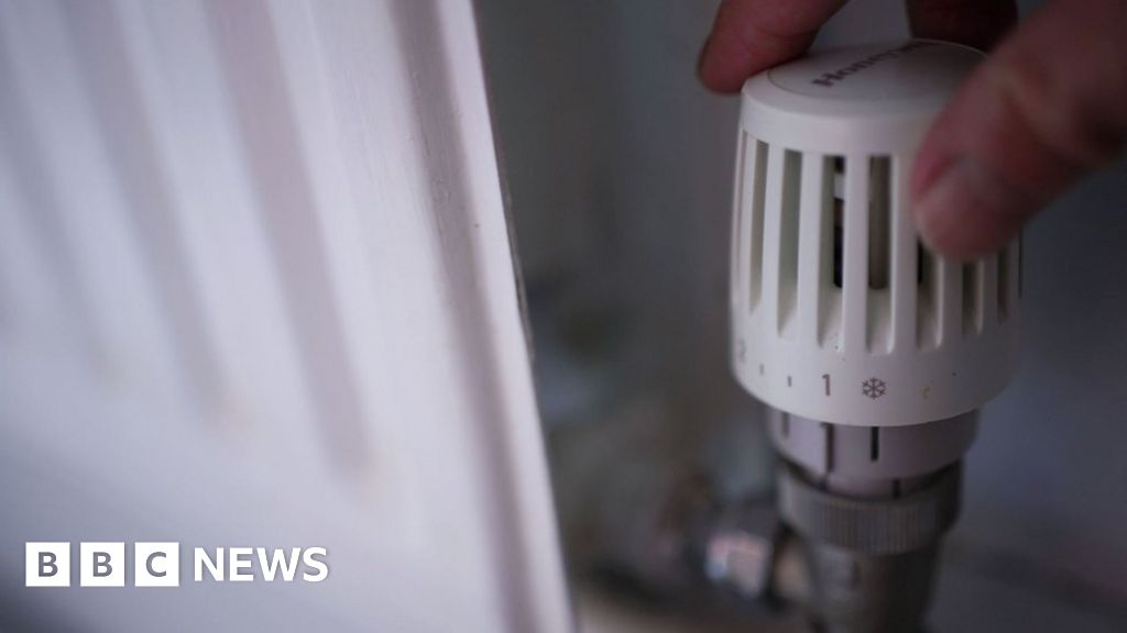 Woman worried about energy bills died of hypothermia