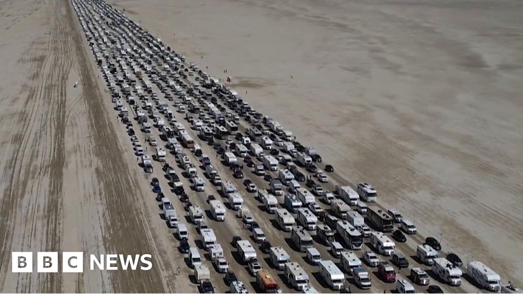 Burning Man: Drone footage shows huge queues as people leave festival