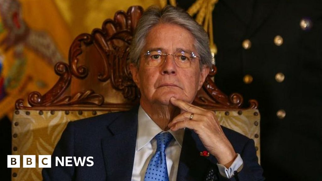 Guillermo Lasso: Ecuadorean president's impeachment trial starts