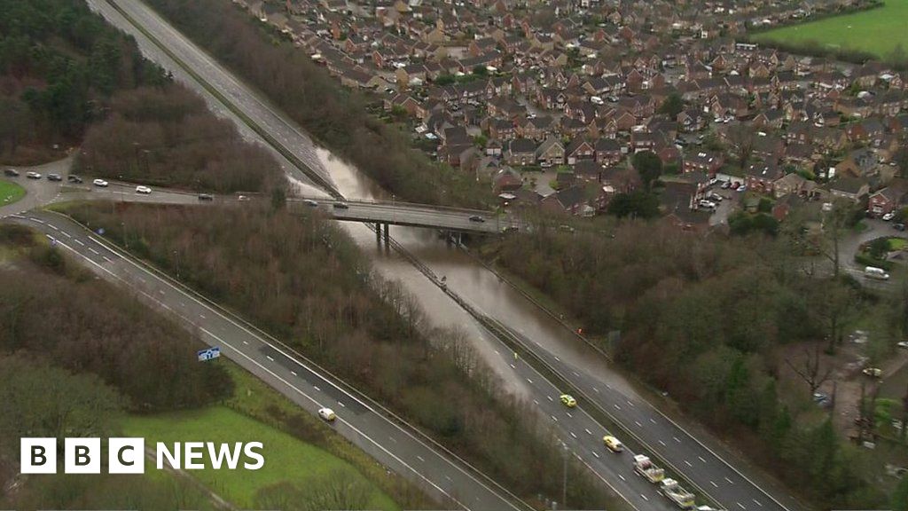 helicopter shows south east england floods from the air bbc news helicopter shows south east england floods from the air bbc news
