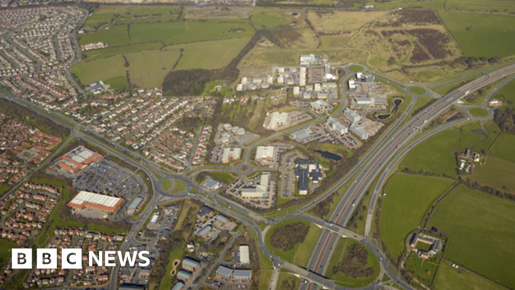 Leeds housing and business development gets £160m boost BBC News