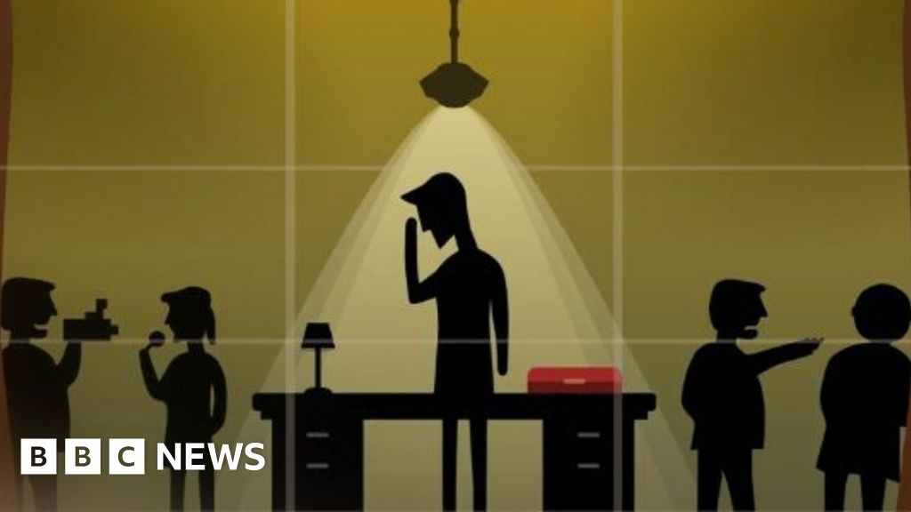 bbc.co.uk - Laura Cress - Chart-topping game No 10: Full Confidence puts you in prime minister's shoes