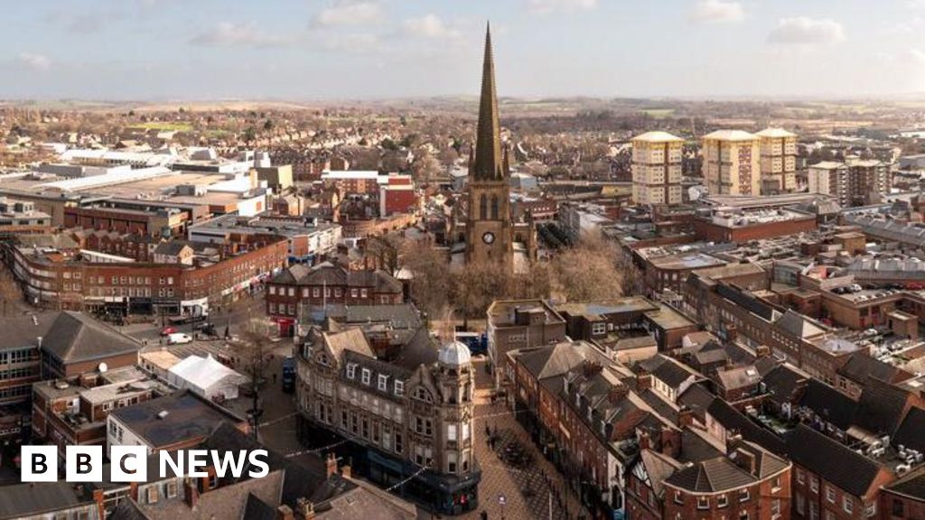 bbc.co.uk - Victoria Scheer - Reform UK council calls off Wakefield's climate emergency