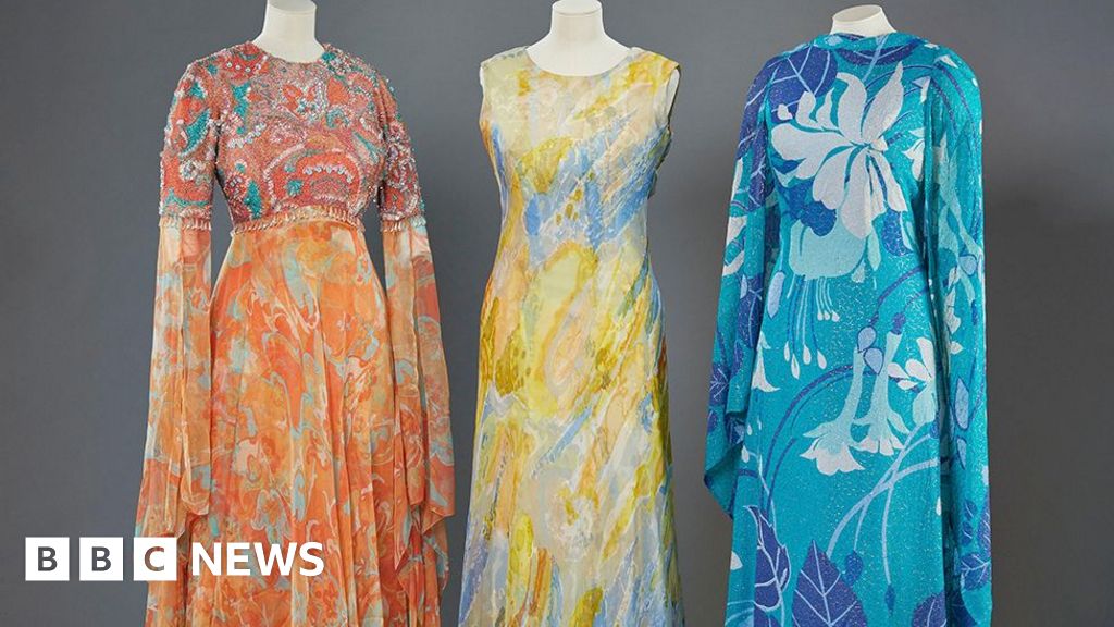 Queen Elizabeth IIs fashion to feature in exhibit