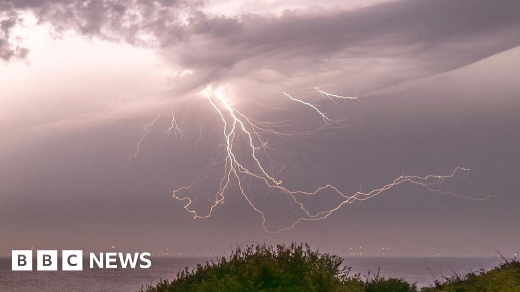 New weather warning after thunderstorms hit UK
