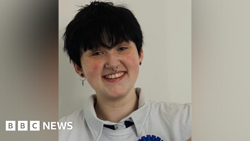 Keighley teen should have been cared for in hospital mum