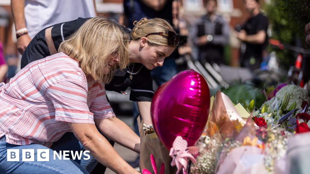 Who were the victims of dance studio attack?