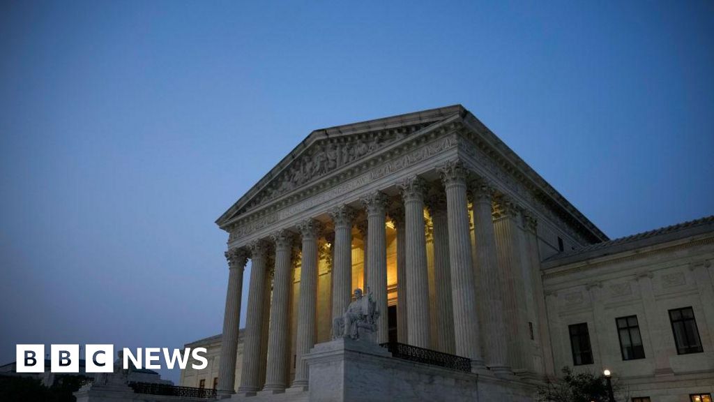 Supreme Court hears arguments on Trump's order to end birthright citizenship