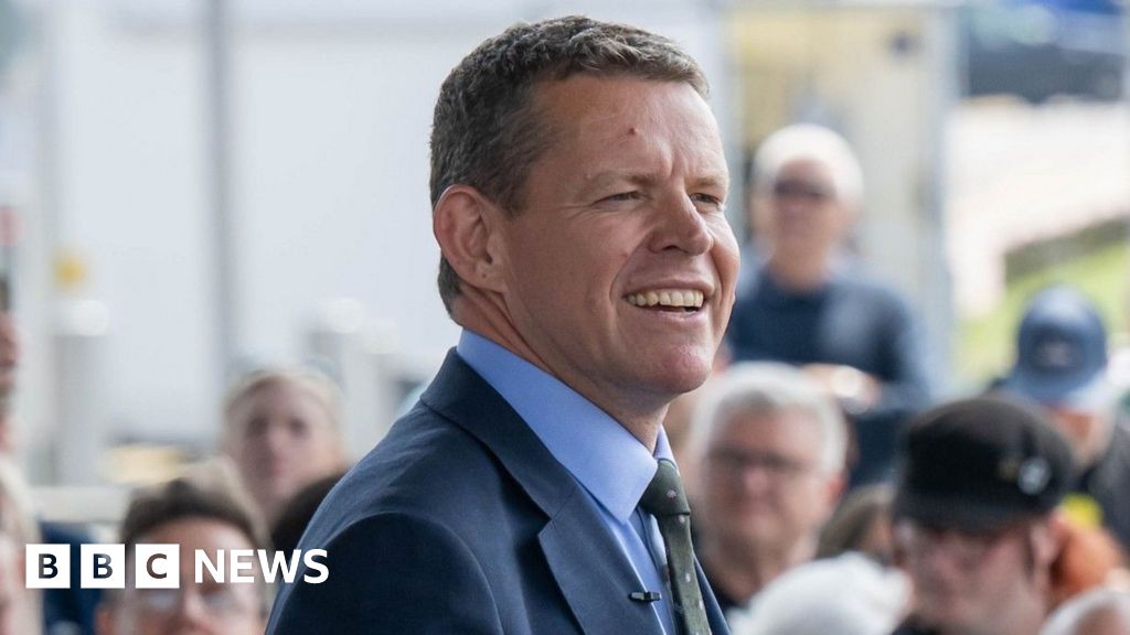 What does Plaid Cymru's Rhun ap Iorwerth do next?