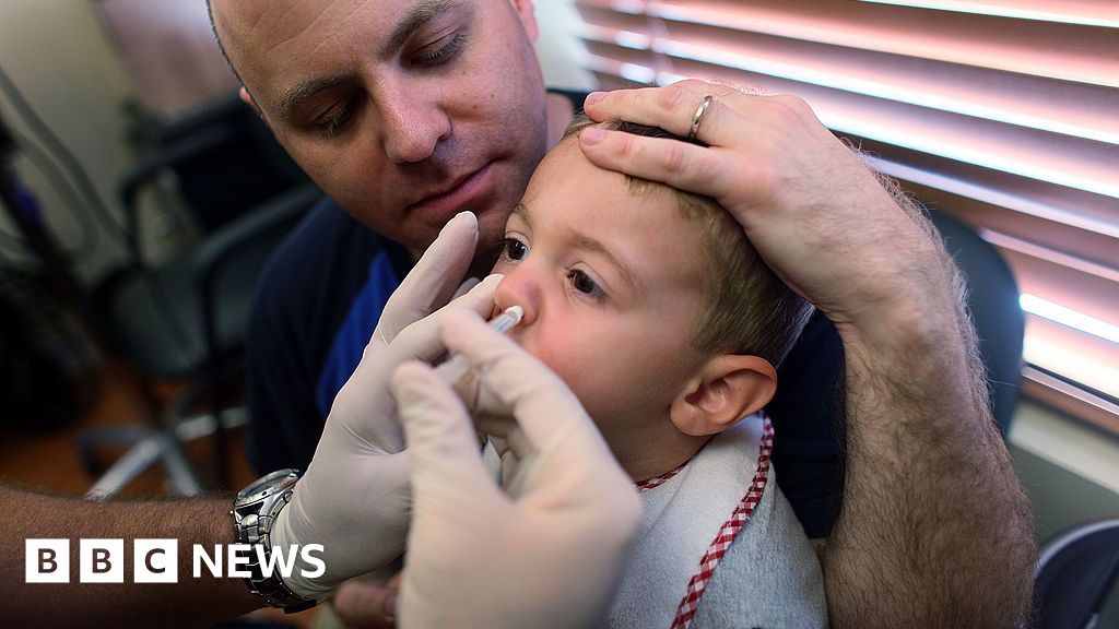 Pharmacies to offer toddler flu spray vaccination