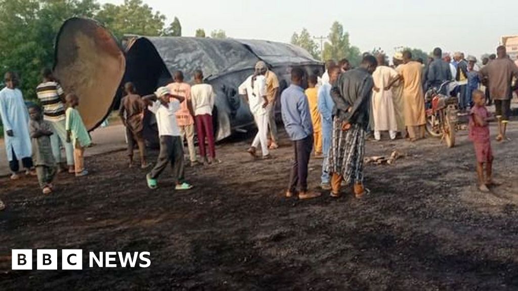 Fire engulfs crowd after fuel tanker crash in Nigeria