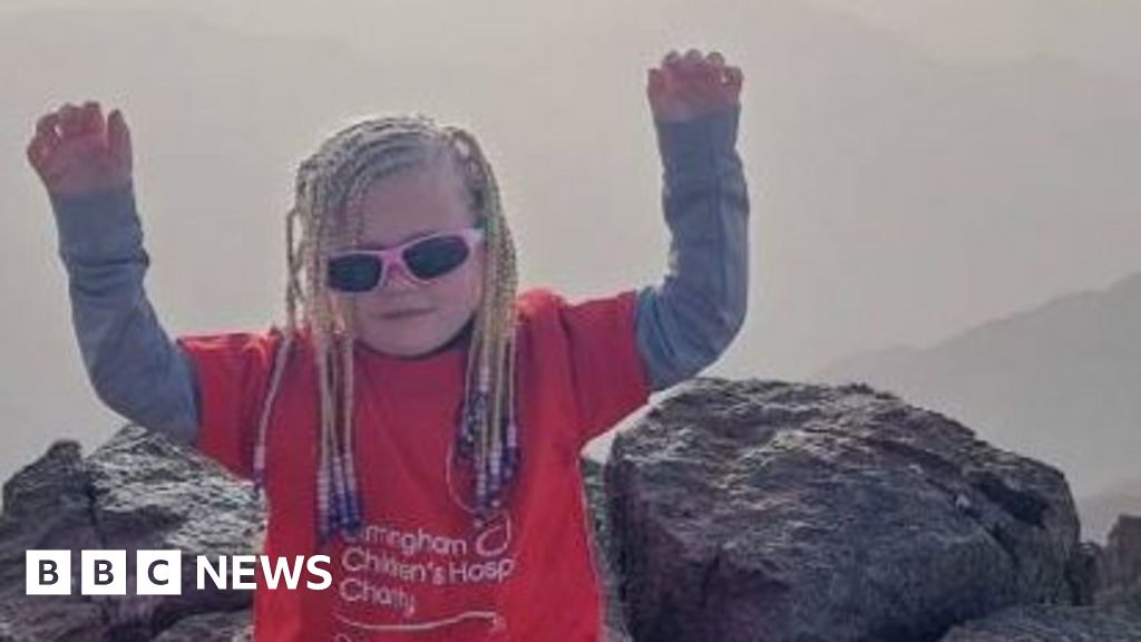 Six-Year-Old Climbs Mount Toubkal for Charity