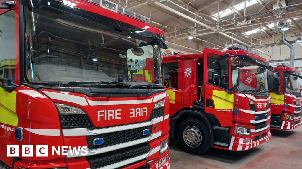 洋楽 VICTIM why are fire engines red 洋楽 VICTIM why are fire engines red 洋楽 VICTIM why are fire