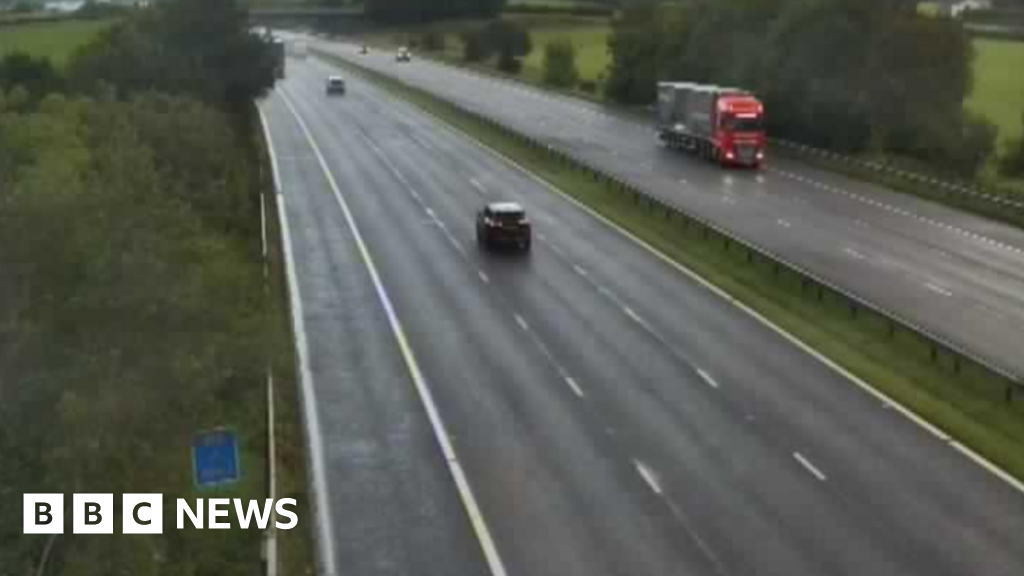 M6 Lancashire Shut After Lorry Overturns, Fuel Spill Causes Long Delays