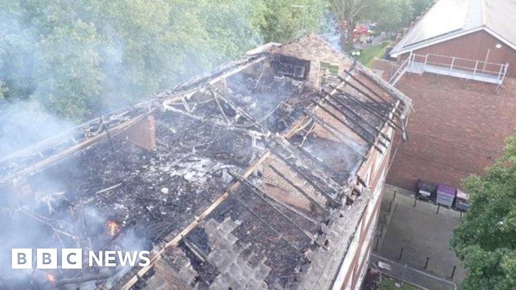 Hackney flat fire: Photos show damage to building