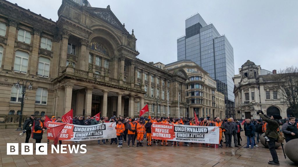 Unite In The Hot Seat Council Takes Action Against Unite Over Bin Strike - sdwzvw4