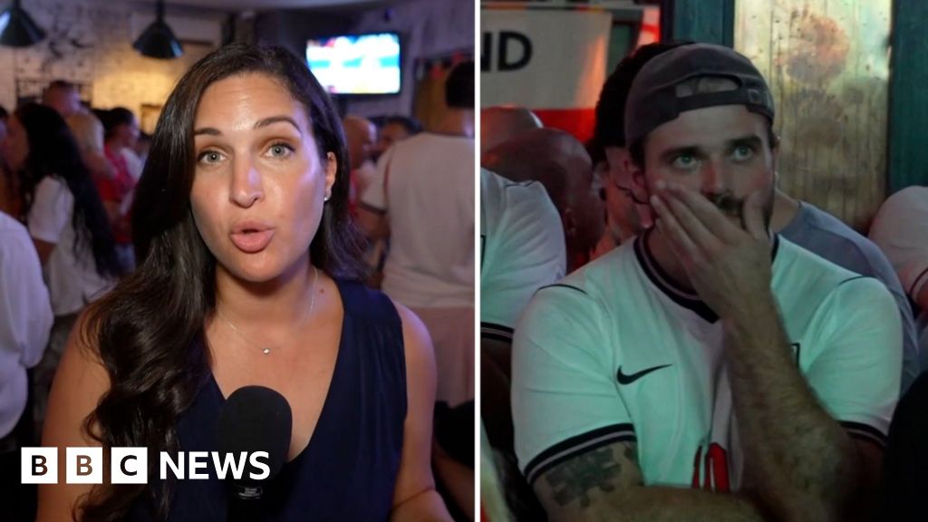 Watch: England fans in New York City lament loss to Argentina