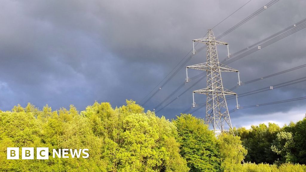 North-South interconnector report backs above-ground pylons – NewsEverything Northern Ireland