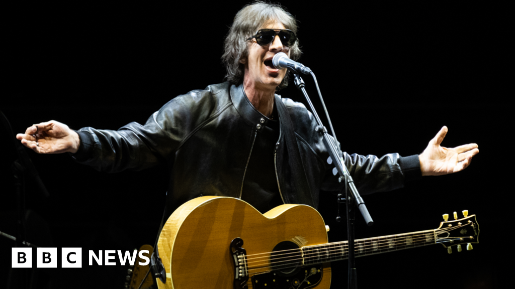 The Ashcroft des Verve to the headline Castle Gig The Ashcroft des Verve to the headline Castle Gig