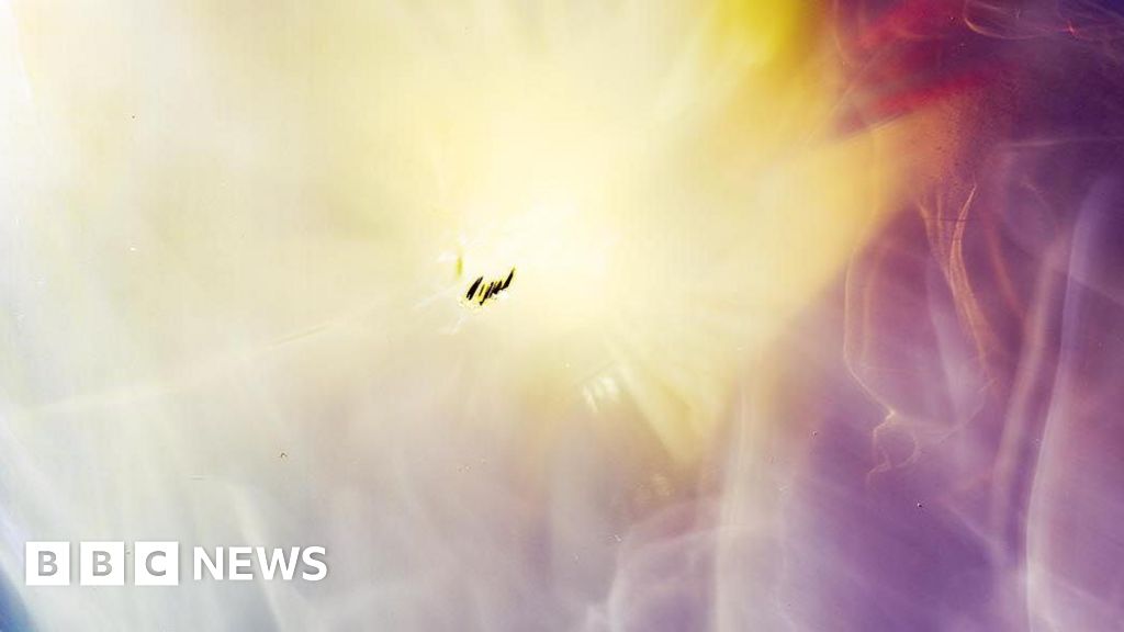 Student uses space cosmic rays to make photographs