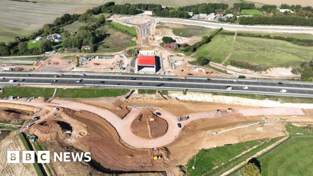 M27 Hampshire Christmas Closure Enables 8,500-Tonne Underpass Installation