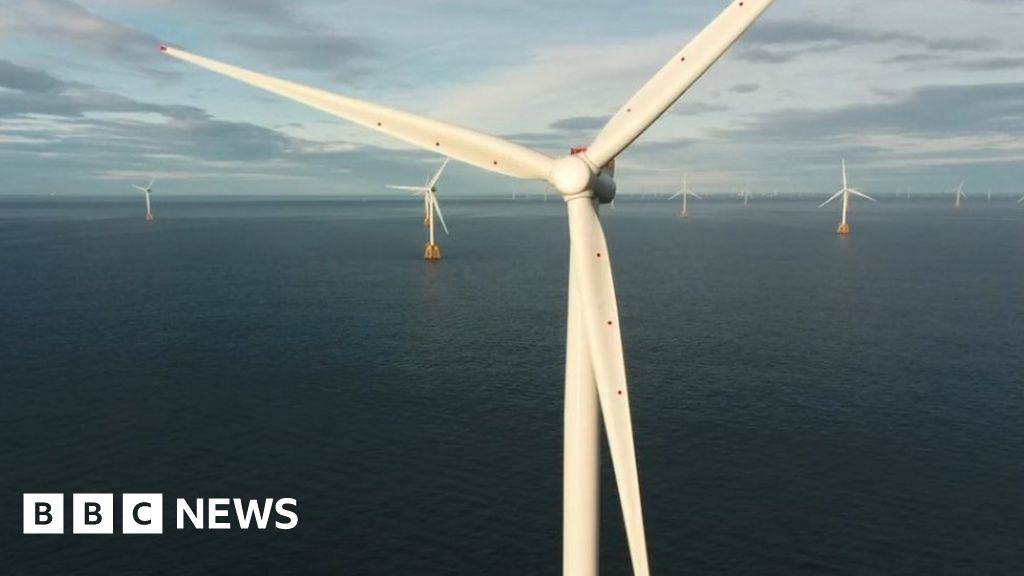 New steps aim to boost Scots offshore wind supply chain - BBC News