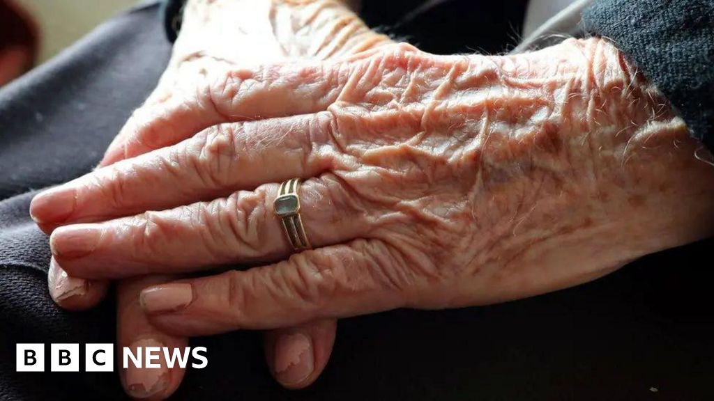 Cost of Manx elderly care models 'higher than expected'