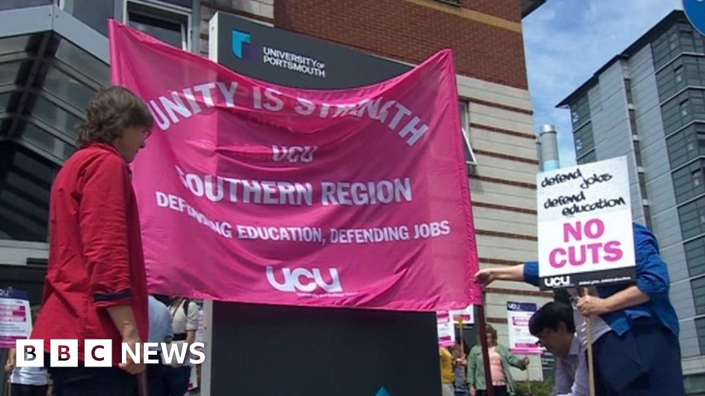 University Of Portsmouth Staff Protest Over Science Job Cuts Bbc