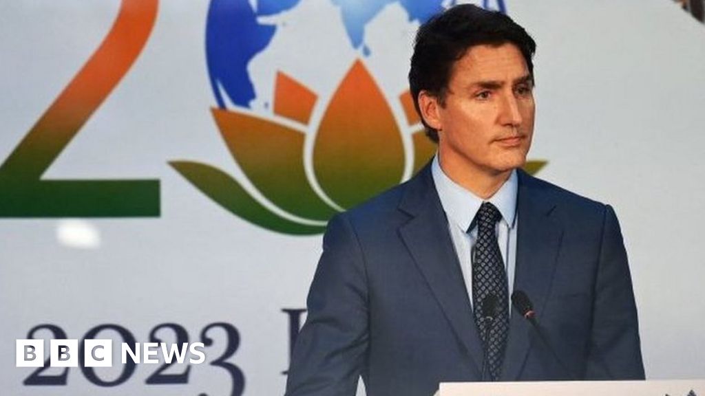 Justin Trudeau: Stranded Canadian PM leaves India after plane snag