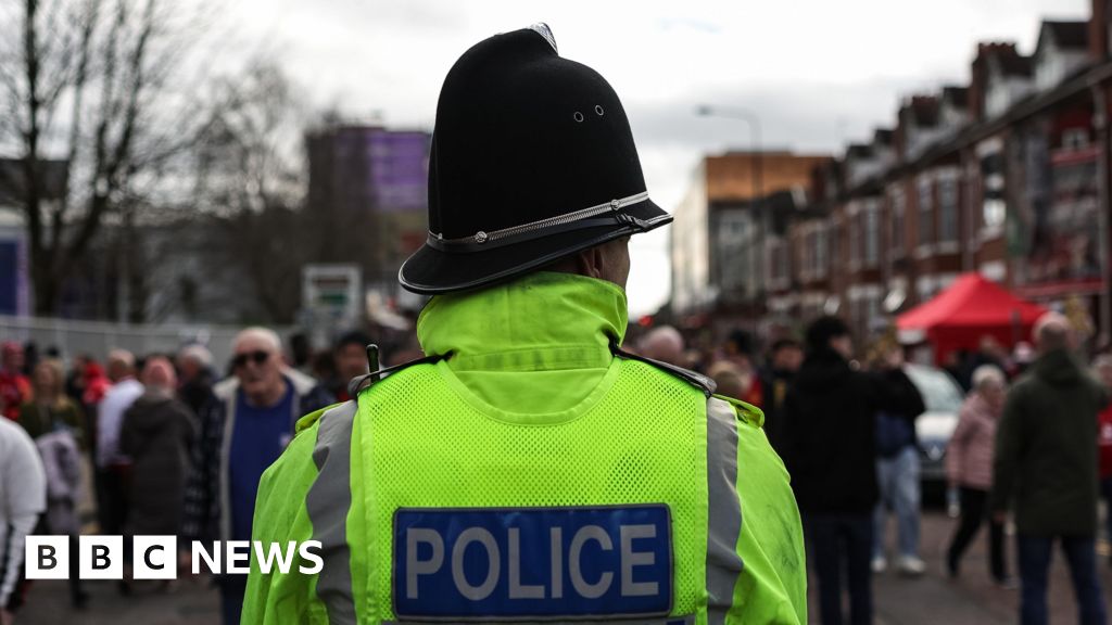 Labour to overhaul non-crime hate incident rules after review