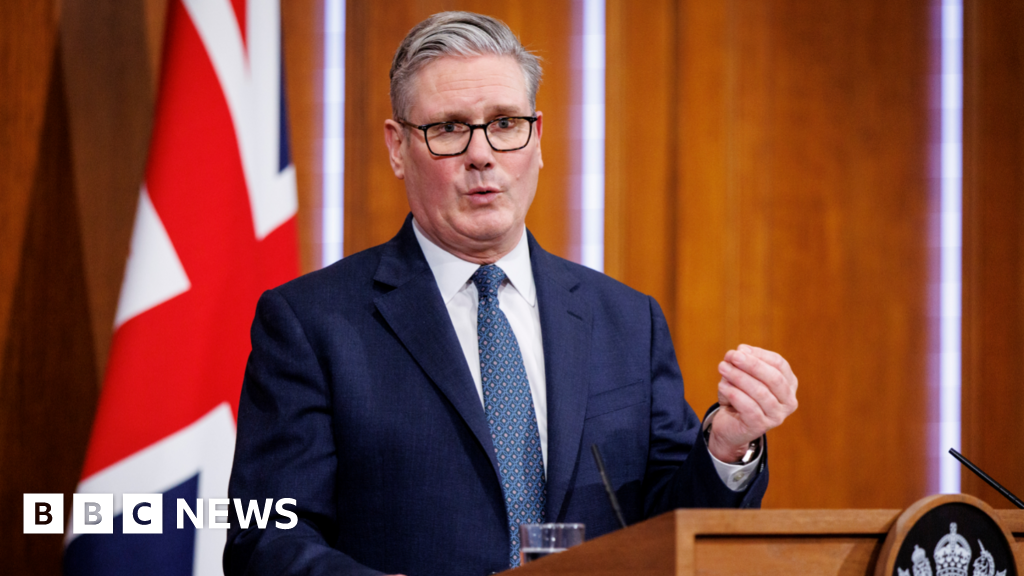 Starmer tries to reassure as Iran crisis deepens