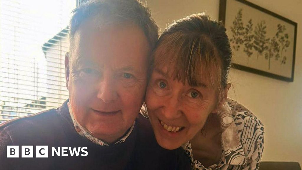‘My husband got early -onsetdementia, now I’m a full-time carer’